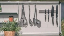 Outwell Magante Campingkeuken - Grijs -Camping Avontuur 1068 1900 5709388129598 magante keukentafel feature photo13