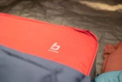 Bo-Camp Dorset Golden Zelfopblazende Slaapmat 19 Bo-Camp Dorset Golden Zelfopblazende Slaapmat -Camping Avontuur 1267 1900 bo camo slaapmat