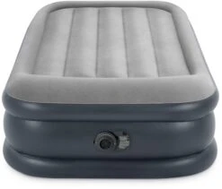 Intex Deluxe Pillow Rest Raised Luchtbed - Eenpersoons - Ingebouwde Elektrische Pomp 10 Intex Deluxe Pillow Rest Raised Luchtbed - Eenpersoons - Ingebouwde Elektrische Pomp -Camping Avontuur 1320 1900 64132 prd2 2023 300