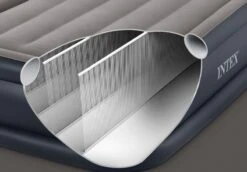 Intex Deluxe Pillow Rest Raised Luchtbed - Eenpersoons - Ingebouwde Elektrische Pomp 12 Intex Deluxe Pillow Rest Raised Luchtbed - Eenpersoons - Ingebouwde Elektrische Pomp -Camping Avontuur 1320 1900 64132 prd5 2017 300