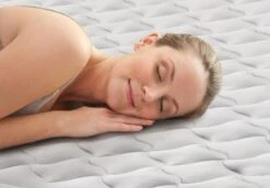 Intex Supreme Air Flow Luchtbed - Queensize - Ingebouwde Elektrische Pomp 16 Intex Supreme Air Flow Luchtbed - Queensize - Ingebouwde Elektrische Pomp -Camping Avontuur 1320 1900 64490 inuse3 2020 300