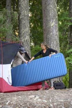 Therm-A-Rest MondoKing 3D 11.0 L Zelfopblazende Slaapmat -Camping Avontuur 1900 1267 2022 cascade summer carcamp washington rinckenberger 4443