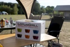 LotusGrill XL Hybrid Houtskoolbarbecue - Rood -Camping Avontuur doos lotusgrill 4