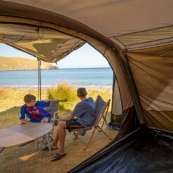 Zempire Aero TL Pro Opblaasbare Tent - 5 Persoons -Camping Avontuur zempire aero tl pro opblaasbare tent 16 1